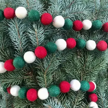 Garland - Green, Red and White Ball