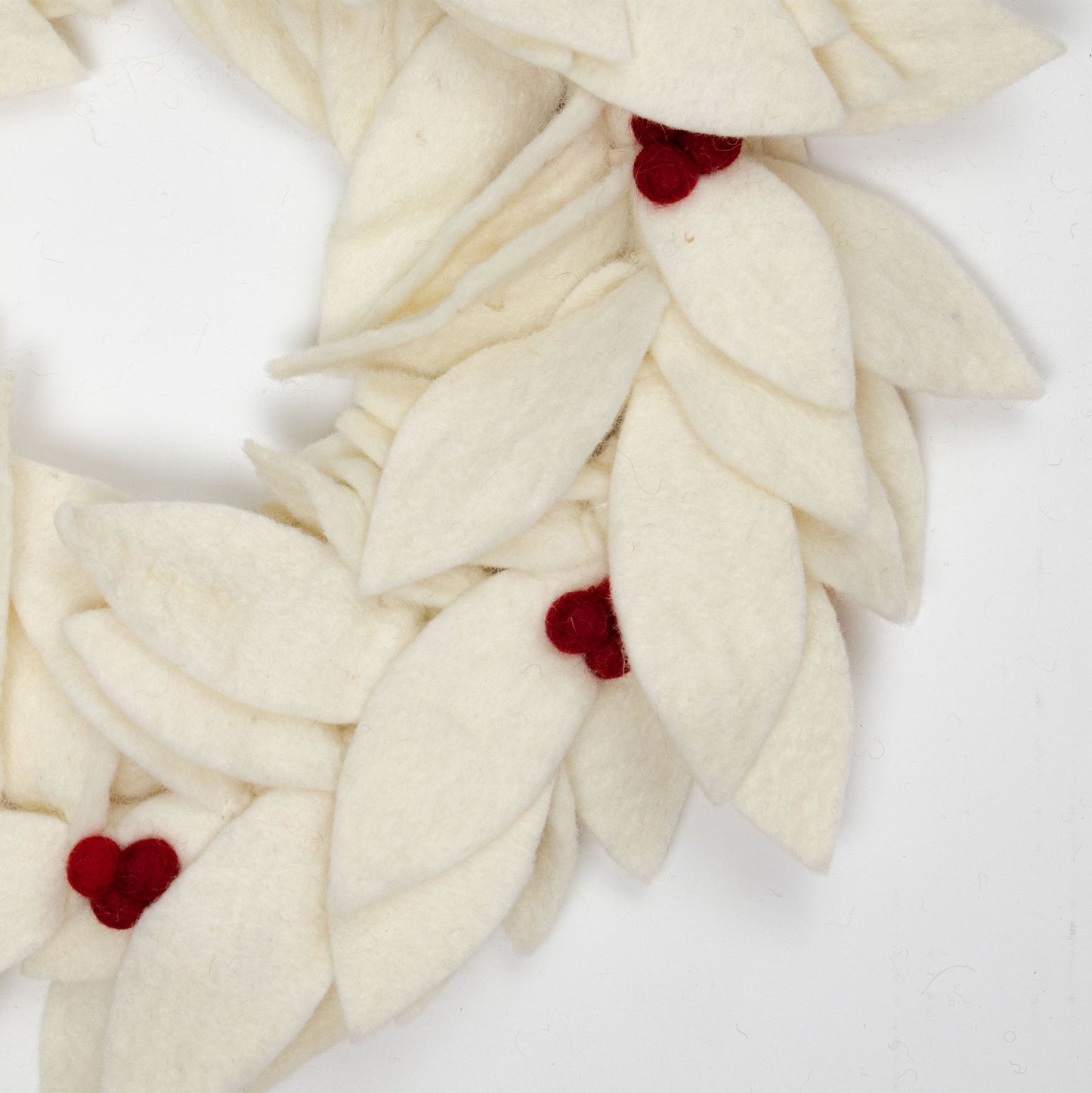 Home Decor - Wreath - White with Red Holly Berries